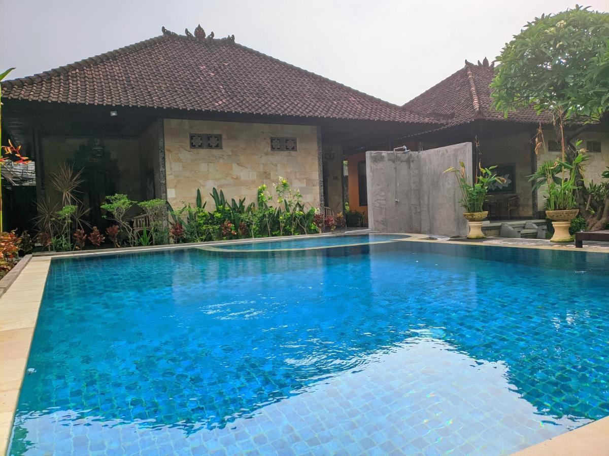 Taman Sari 3* Kuta (Bali)