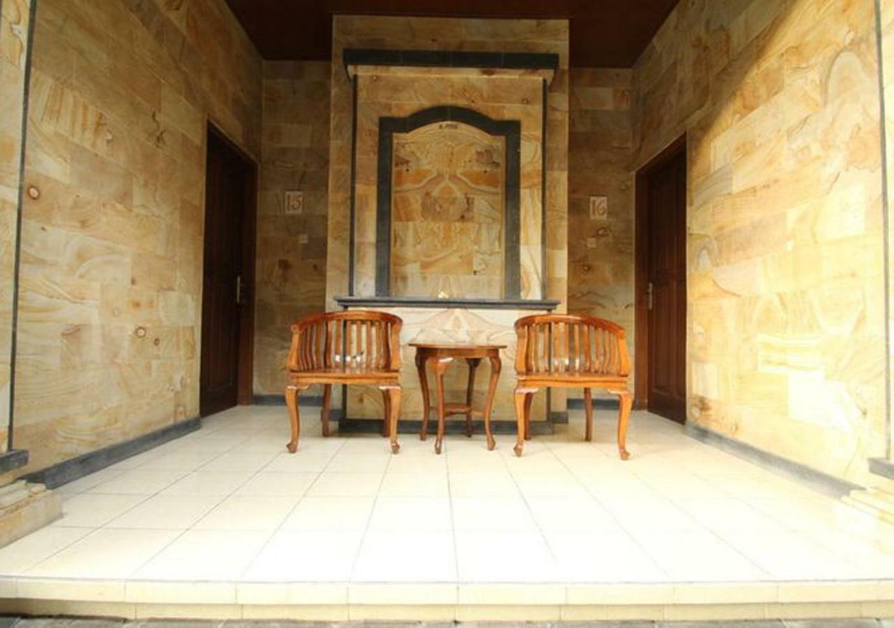 Taman Sari 3*